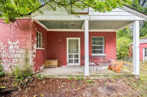 Exterior - 5754 York Haven Ln, Gloucester, VA 23061 photo 4 of 4