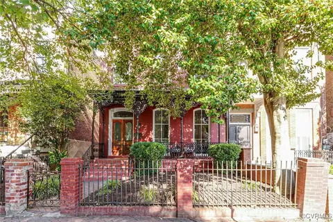 Exterior - 10 E Clay St, Richmond, VA 23219 photo 3 of 6
