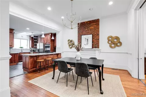 Dining - 10 E Clay St, Richmond, VA 23219 photo 2 of 3