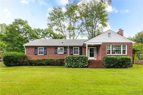 2719 Wyndham Dr, North Chesterfield, VA 23235