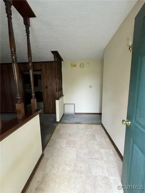 Entry Way - 20602 River Rd, Sutherland, VA 23885 photo 1 of 1