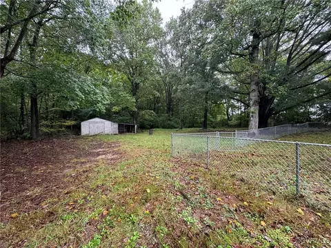 Exterior - 20602 River Rd, Sutherland, VA 23885 photo 6 of 7