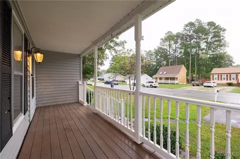 6624 W Denny Ct, Chesterfield, VA 23832