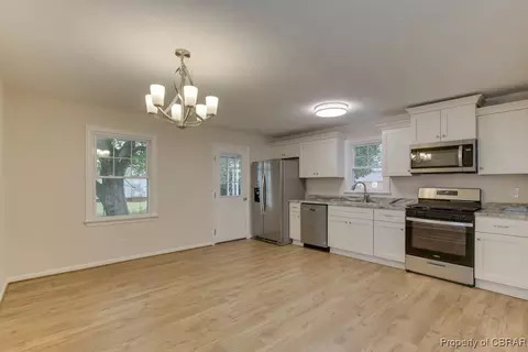 381 Wheeler Ave, Hampton, VA 23661 photo 11