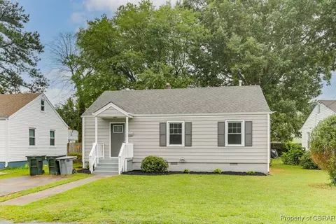 381 Wheeler Ave, Hampton, VA 23661 photo 3