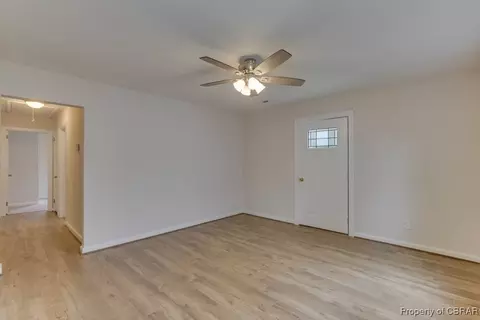 381 Wheeler Ave, Hampton, VA 23661 photo 9