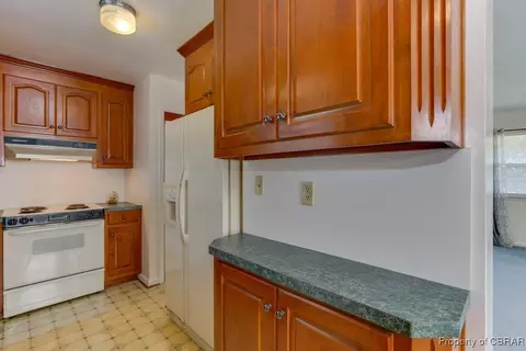 3204 W Weaver Rd, Hampton, VA 23666 photo 13