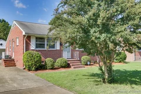 3204 W Weaver Rd, Hampton, VA 23666 photo 4