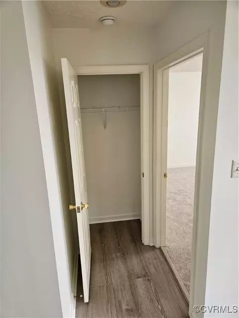 Entry Way - 1315 Tannery Cir, Midlothian, VA 23113 photo 2 of 5