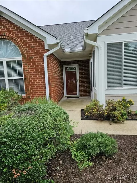 Exterior - 1315 Tannery Cir, Midlothian, VA 23113 photo 3 of 10