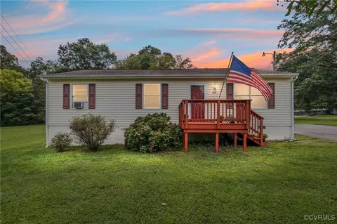 6917 Elkhardt Rd, North Chesterfield, VA 23225