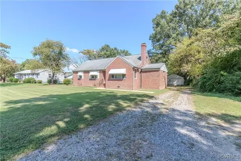 4118 Hickory Rd, Petersburg, VA 23803