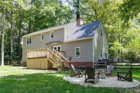 Exterior - 2913 Fox Chase Dr, Midlothian, VA 23112 photo 6 of 7