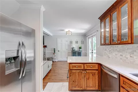 Kitchen - 2913 Fox Chase Dr, Midlothian, VA 23112 photo 3 of 6