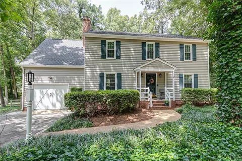 2913 Fox Chase Dr, Midlothian, VA 23112