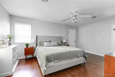 Bedroom - 2913 Fox Chase Dr, Midlothian, VA 23112 photo 2 of 7