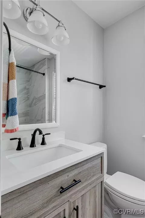 Bath - 2913 Fox Chase Dr, Midlothian, VA 23112 photo 6 of 8