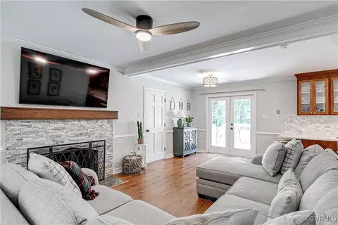 Living - 2913 Fox Chase Dr, Midlothian, VA 23112 photo 1 of 6