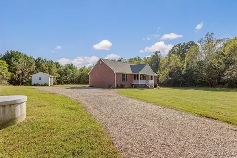 12827 White Oak Rd, Dewitt, VA 23840 photo 3