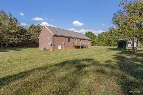 12827 White Oak Rd, Dewitt, VA 23840 photo 6