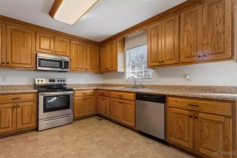 12827 White Oak Rd, Dewitt, VA 23840 photo 8