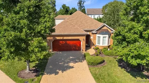 918 Nicolay Pl, Midlothian, VA 23114