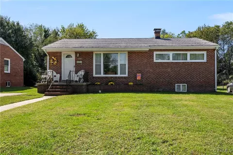 505 E Second St, Farmville, VA 23901