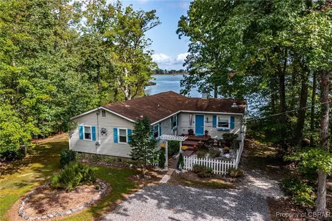 774 Wittstat Ln, Heathsville, VA 22473