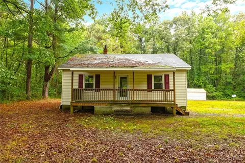 16447 Bullfield Rd, Doswell, VA 23047