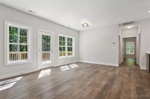 Living - 5909 Mill Race Pl, Gloucester, VA 23061 photo 4 of 6