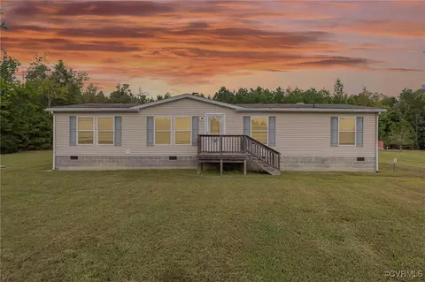 7667 Howerton Rd, Dunnsville, VA 22454