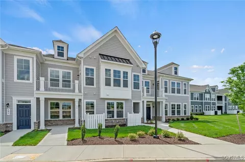 5305 Twisting Vine Ln #203, Glen Allen, VA 23059