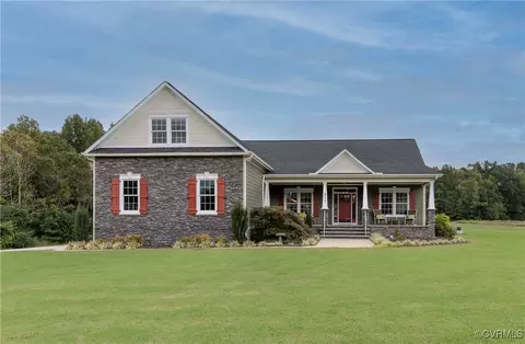 9173 Fort Dushane Rd, North Dinwiddie, VA 23805