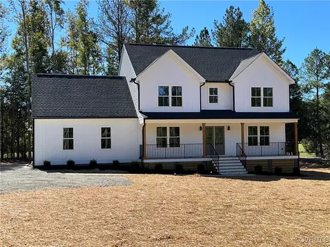 10621 Trents Bridge Rd, Chesterfield, VA 23838