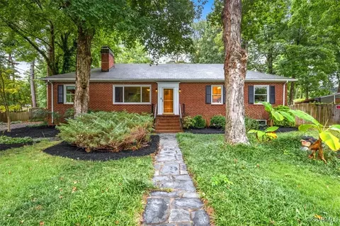 8207 Hood Dr, Richmond, VA 23227