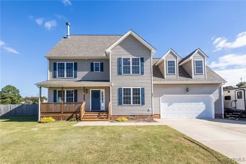226 Pointers Dr, West Point, VA 23181