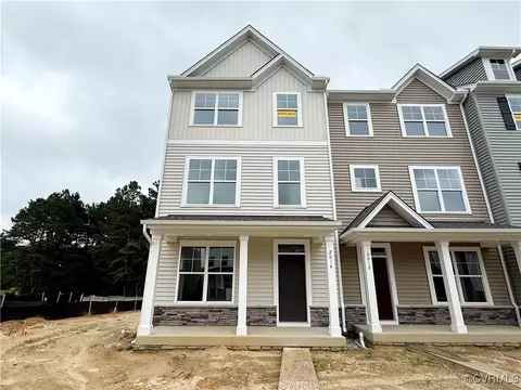 2014 Stanford Ln, Newport News, VA 23608