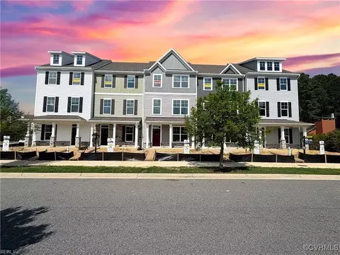 2012 Stanford Ln, Newport News, VA 23608