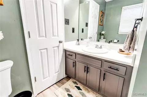 Bath - 7011 Spring Trace Ter, Midlothian, VA 23112 photo 3 of 5