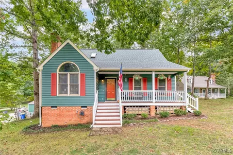 Exterior - 7011 Spring Trace Ter, Midlothian, VA 23112 photo 13 of 13