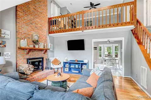 Living - 7011 Spring Trace Ter, Midlothian, VA 23112 photo 1 of 4