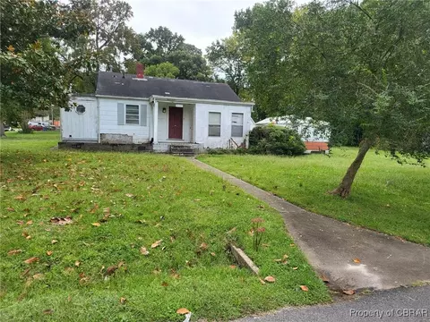 806 James Dr, Newport News, VA 23605