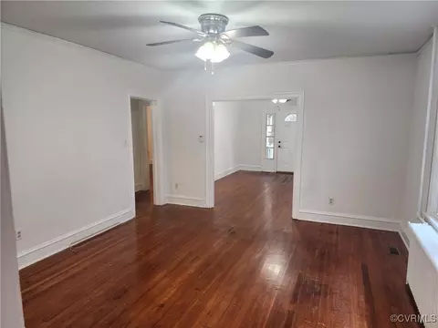 Living - 7 E Blake Ln, Richmond, VA 23224 photo 2 of 3
