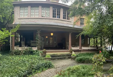 2823 Grove Ave, Richmond, VA 23221