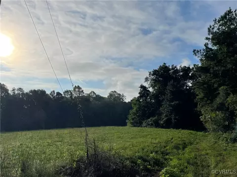 1105 Stewarts Rd, Lanexa, VA 23089