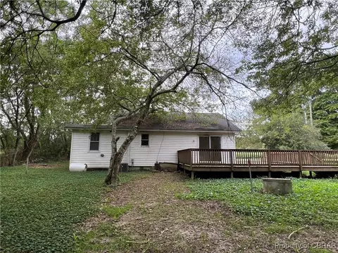997 Barricks Mill Rd, Topping, VA 23169 photo 2