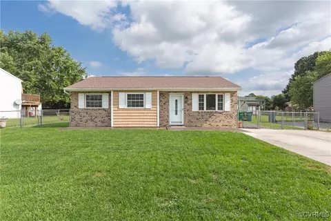 5121 Bending Branch Dr, Richmond, VA 23223