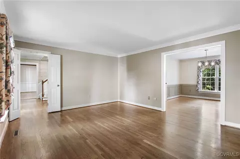 Living - 2220 Heathland Dr, Midlothian, VA 23113 photo 5 of 5