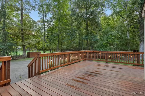 Exterior - 2220 Heathland Dr, Midlothian, VA 23113 photo 4 of 7