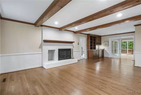 Living - 2220 Heathland Dr, Midlothian, VA 23113 photo 1 of 5